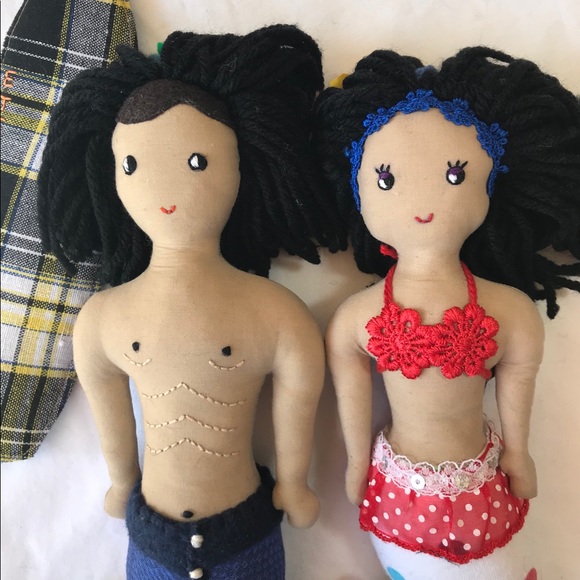 Surfing mermaid pair 🧜🏼‍♀️🧜🏼‍♂️ - Picture 6 of 6